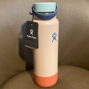 NWT HYDRO FLASK Cotton Candy 40oz Water Bottle